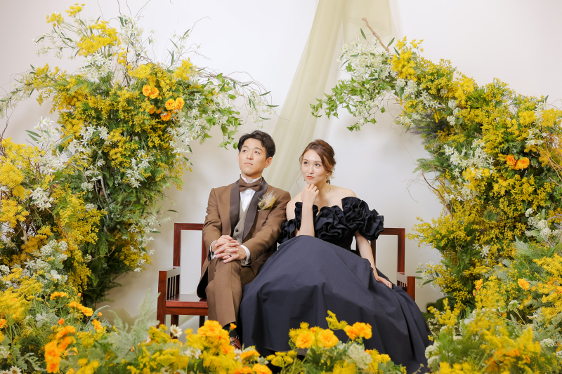 カラードレスに着替えて