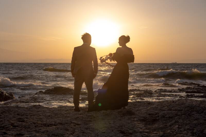 夕日をバックに一生の思い出を