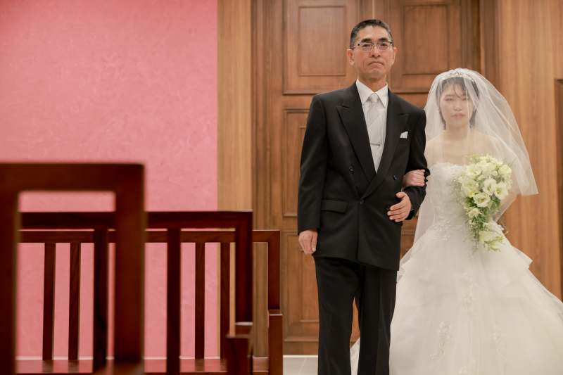 扉前を歩む大切な瞬間