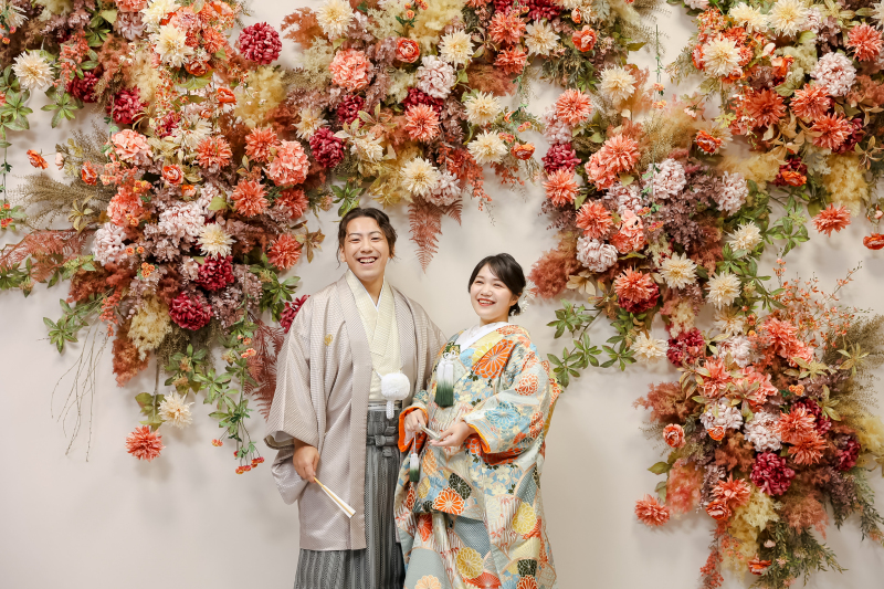 花々に囲まれて