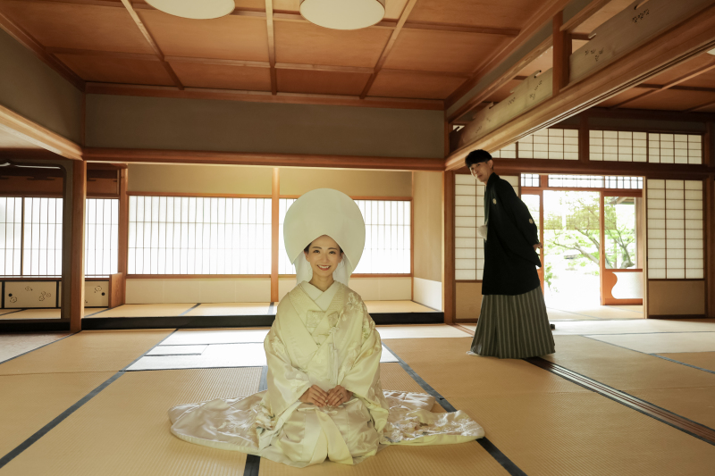 凛と咲く白無垢姿