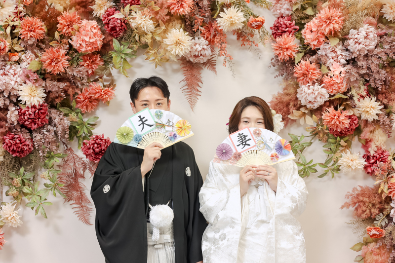 オレンジ色の花