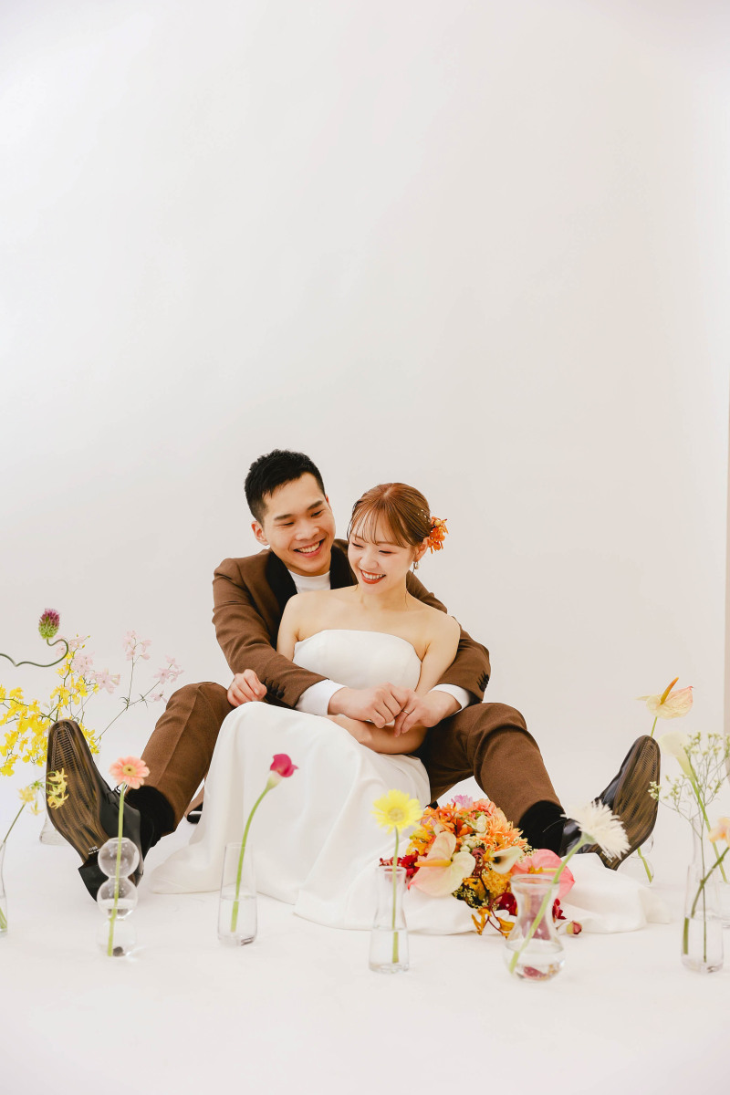 お二人の大好きの気持ちが伝わってくる一枚。お二人のこだわりが詰まった空間です。