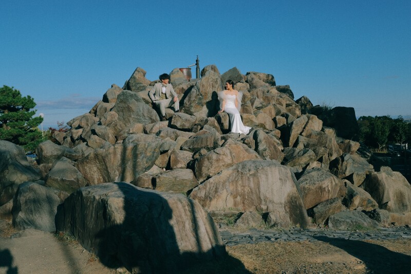 【おしゃれで人気スポット♪】養老天命反転地ドレスロケーションプラン♪出張料、全カットデータ込み!様々なバリエーションが叶う!