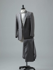 水色ドット柄ベスト