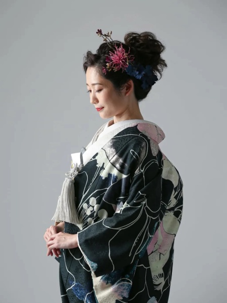 紺地赤花図/ネイビー