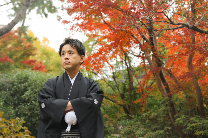 新郎様の凛々しい立ち姿