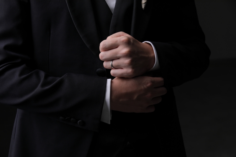 フォーマルなポーズで”残す” 9