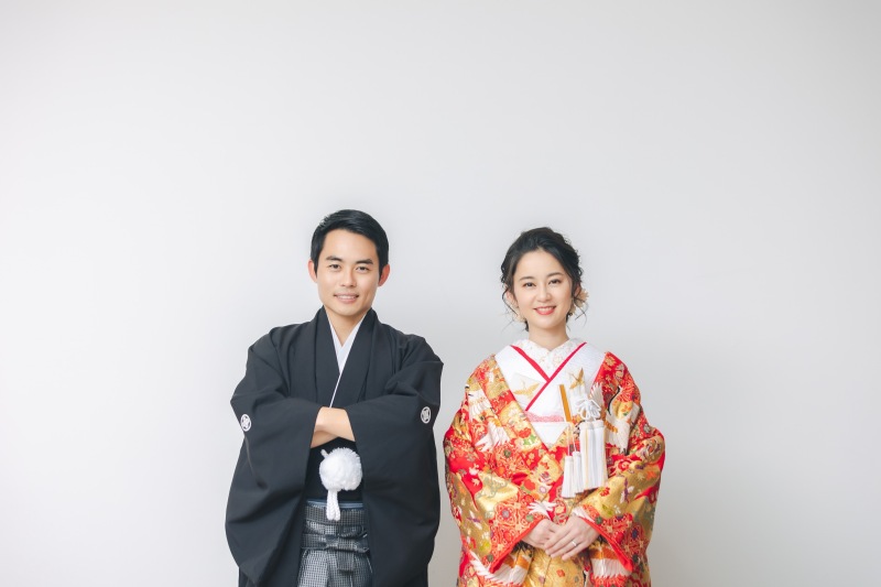 シンプルな背景で