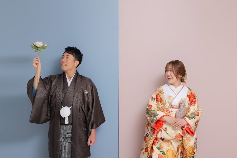 和装の衣装から!