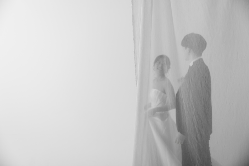 スタジオでも動きのある撮影を