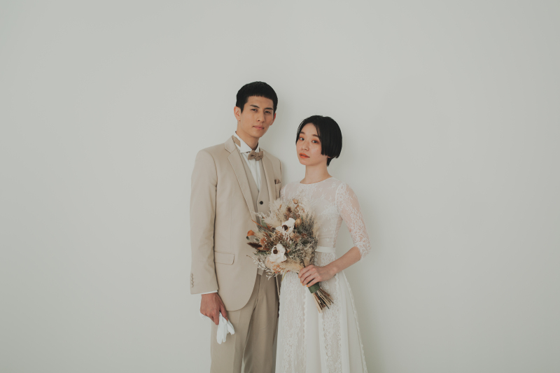 まずはかっちり立ち姿から