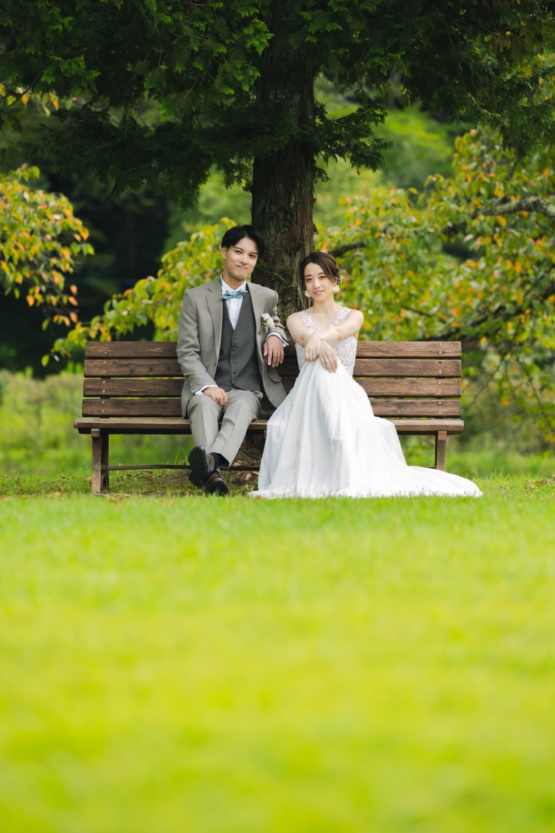 緑いっぱい洋装ロケーション Photo by Seiji Nishimori