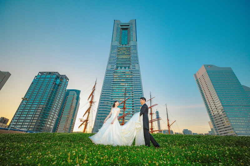 ランドマークタワーと共に