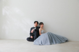 カラードレスで華やかに