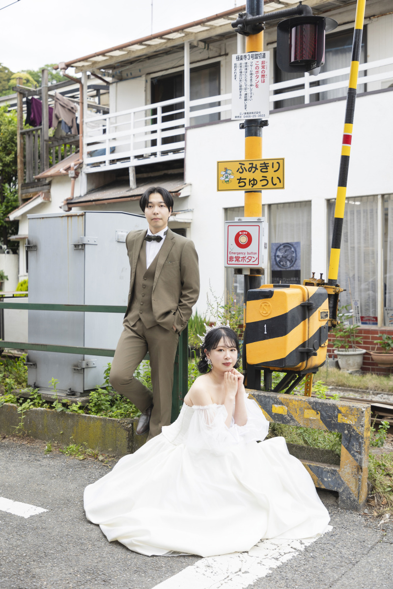 踏切の手前でも