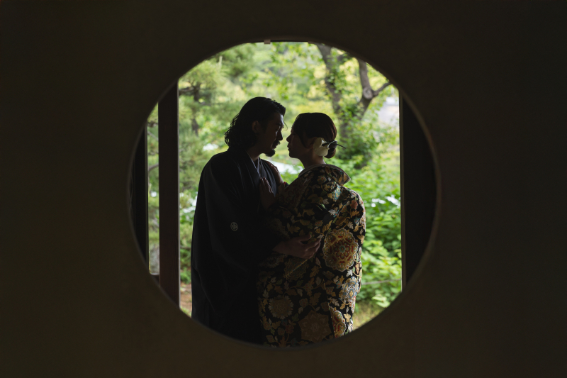 クールな雰囲気で三溪園ロケーション