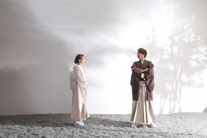 晴れ姿で見つめあって