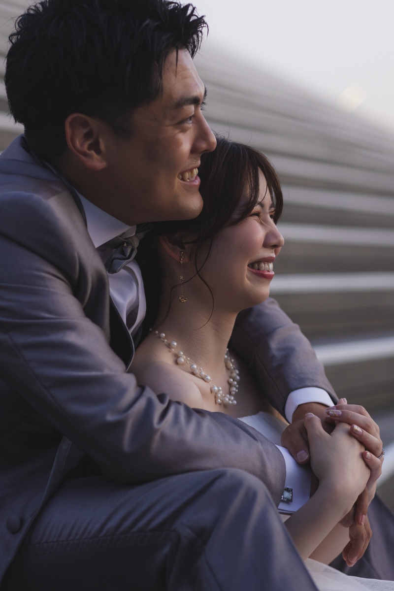 沈んでいく優しい太陽の光で