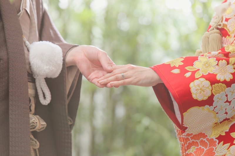 繋いだ手元のお写真も