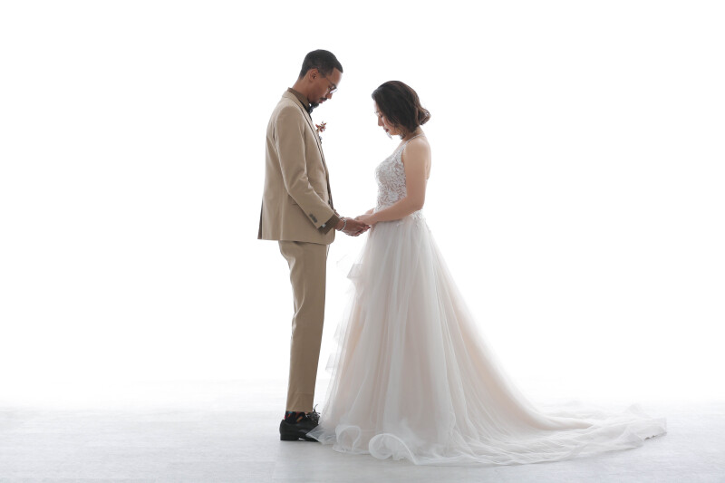 静かな雰囲気の中で