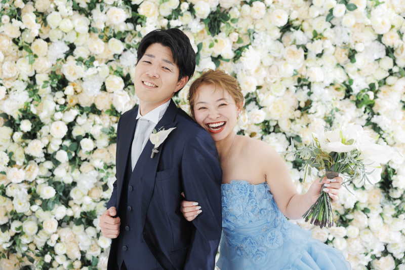 はじけるハッピーオーラ！お茶目なポーズで。