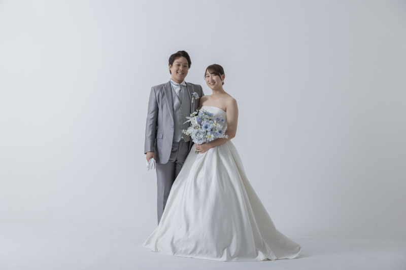 かっちりした立ち姿も