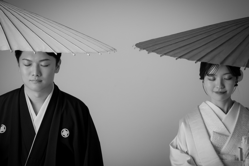 他にも和傘を使った写真も
