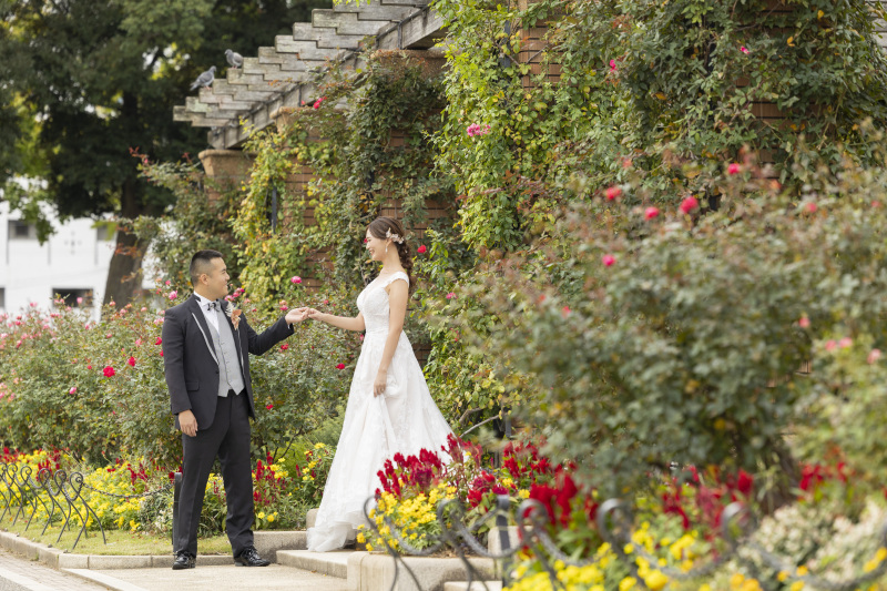 ガーデンから手を引いて