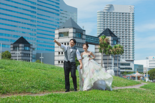 メモリアルパークで自由にウェディングフォト！