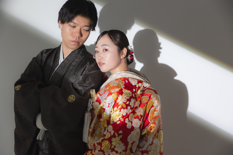 最後はライトで印象を変えて