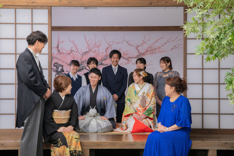 お二人で正座のお写真を残した後に