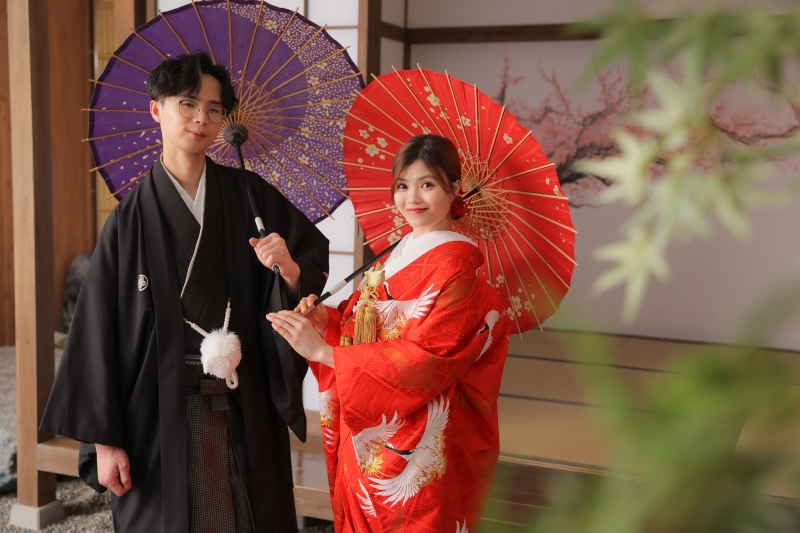 和装は屋内庭園スタジオで