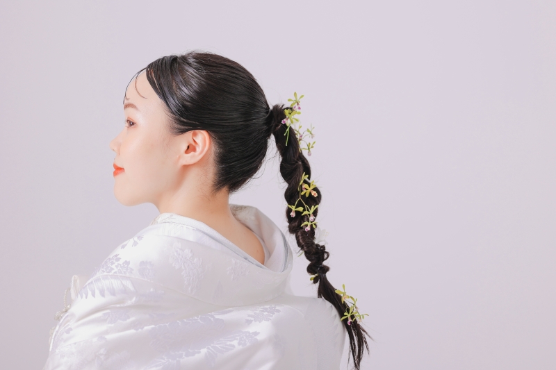 生花のランを散らして