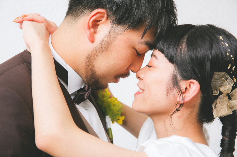 おでこをくっつけて...