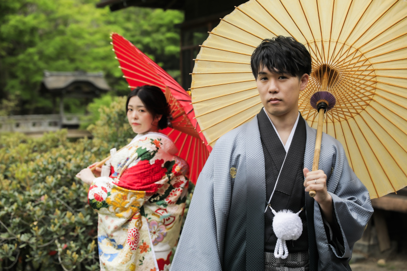 傘を持つと前撮りって感じがありますよね！