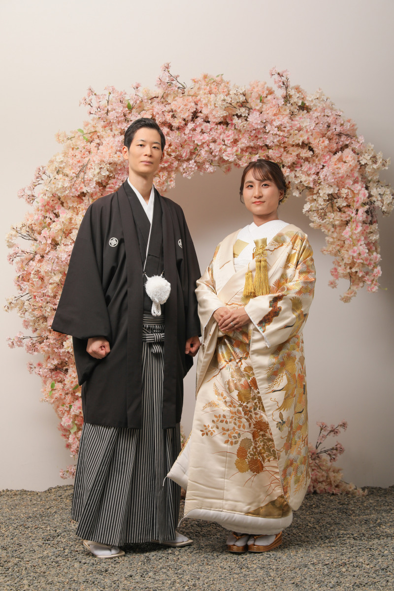 まずは桜のアーチの前で！