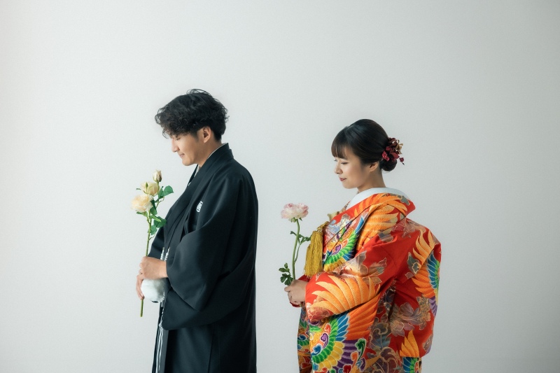 お花と彩りに包まれる和装ハウススタジオ