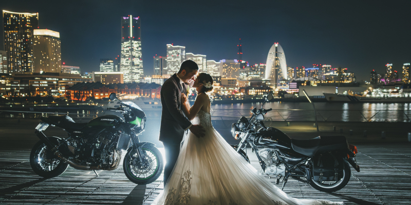 夜景に溶ける、二人の距離感