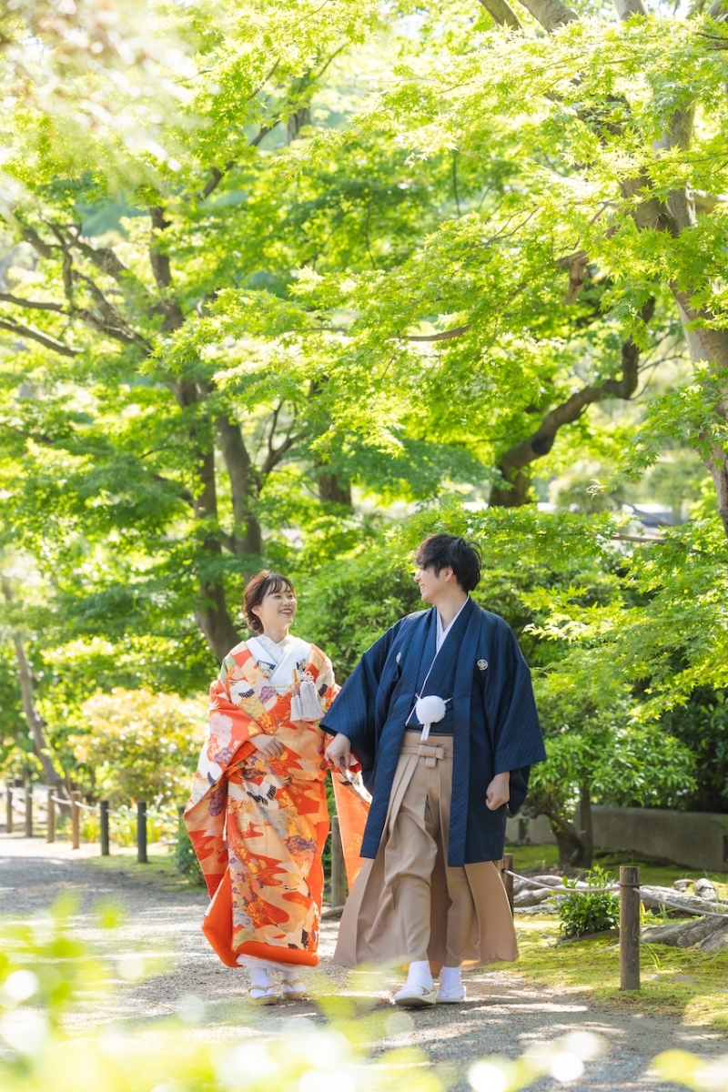 きらきらの木漏れ日の中で