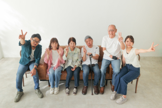 洋装ハウススタジオで家族フォト！