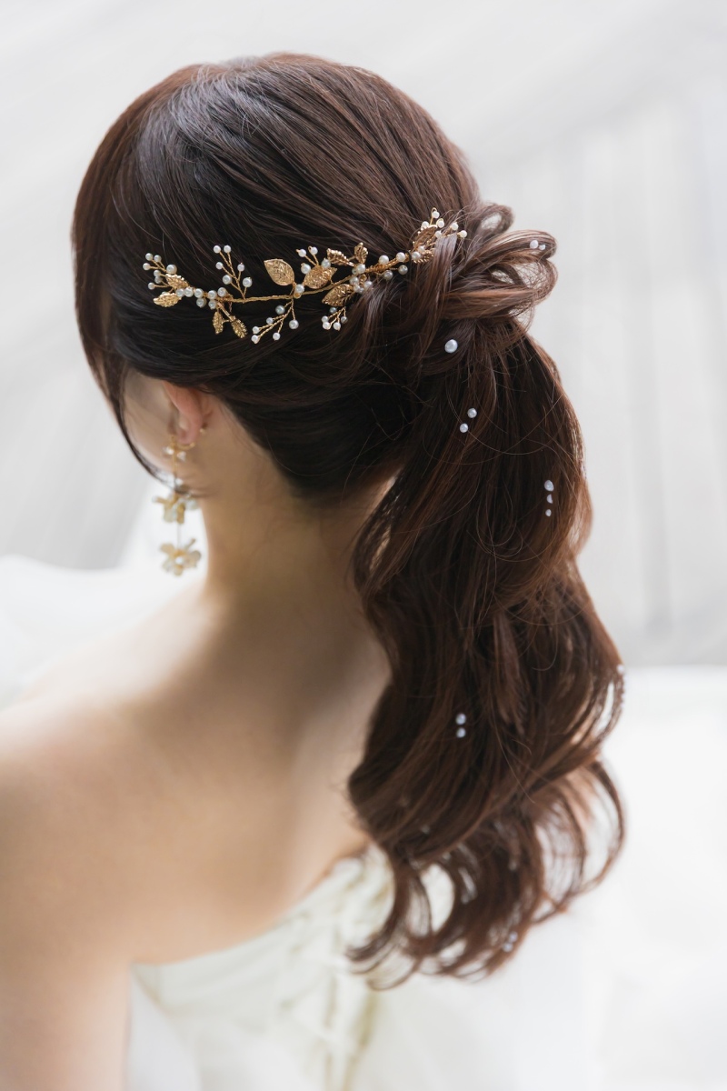 ヘアスタイルも