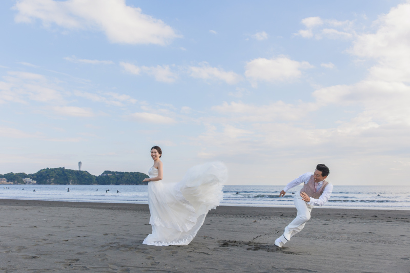 ぱっと離れるご新郎様