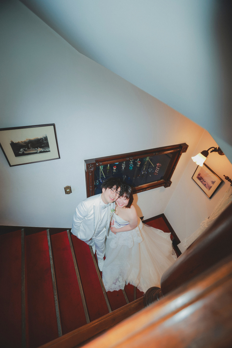 階段の上から可愛いお二人