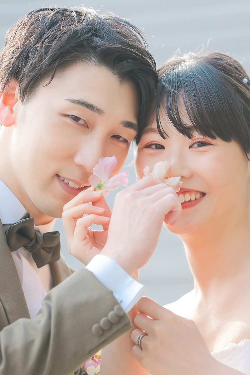 旦那さんも一緒に戯れて