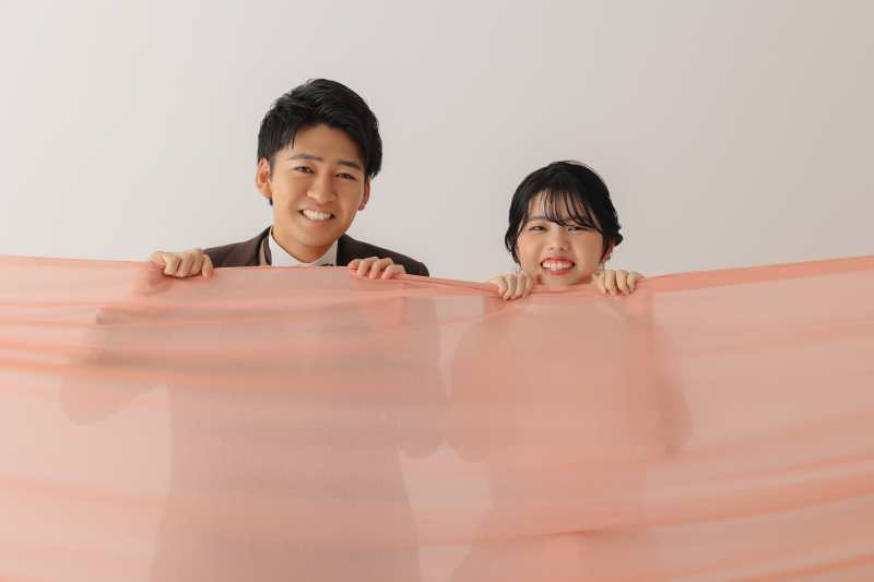 ピンクのレース