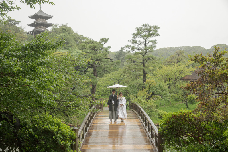 雨の中