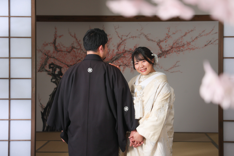 新婦様振り返って