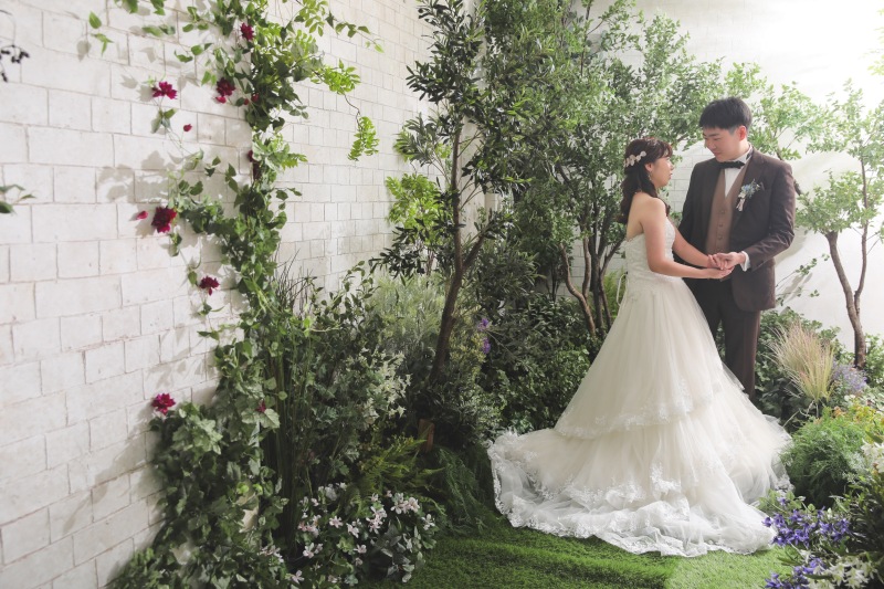 お二人で手を取り合って