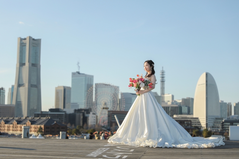 みなとみらい背景で